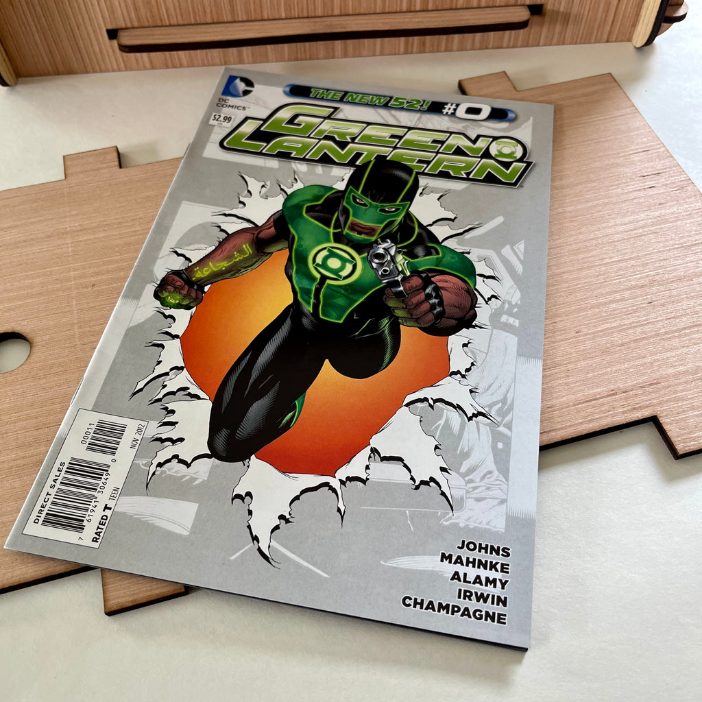 Comic Storage Box PLUS Green Lantern The New 52 Comic #0 - The First Issue - Perfect Storage for Comic Collector Plus Great Comic Book