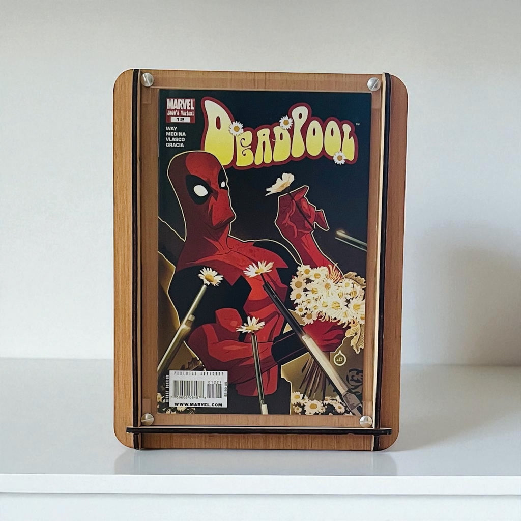 Comic Storage & Display Short Box PLUS Marvel's Deadpool #12 - 1960s Variant Cover