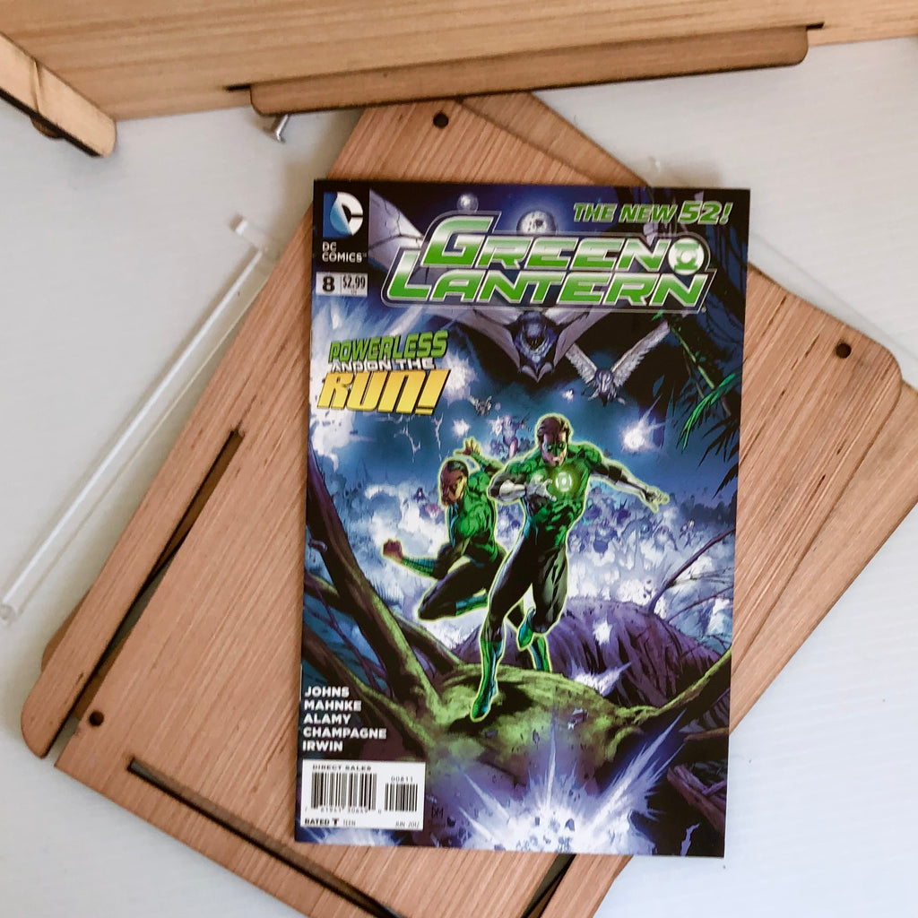 Comic Storage Box PLUS Green Lantern #8 New 52 Comic - Perfect Storage for Comic Collector Plus Great Comic Book